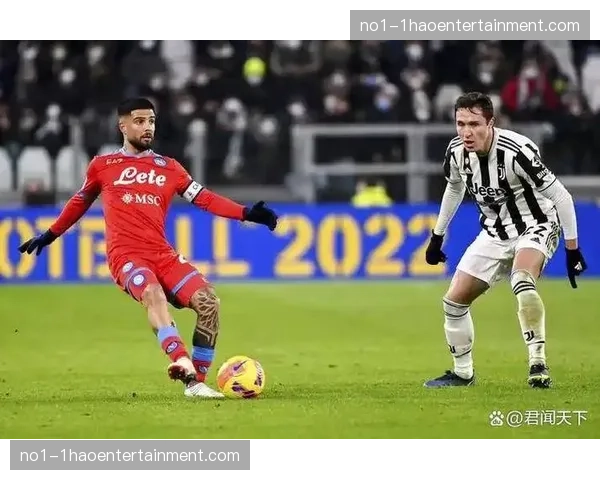 塞维利亚防守反击体系成熟，五后卫阵型有效限制对手空间